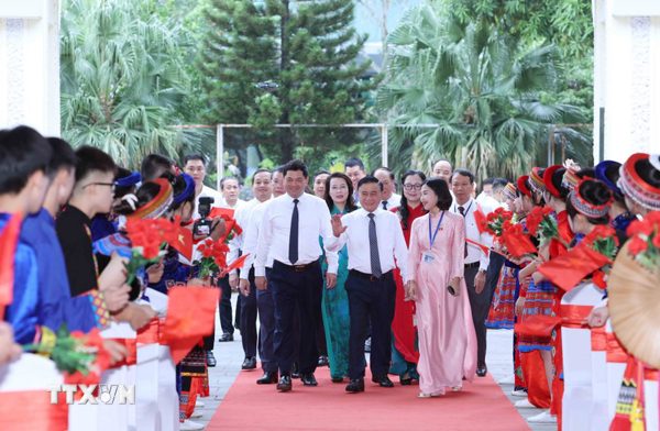 Tưng bừng ngày khai giảng năm học mới 2026-2027 trên cả nước
