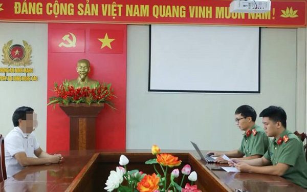 Tung tin 'vỡ đê', người đàn ông bị phạt 15 triệu đồng