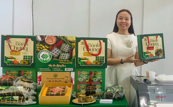 Tuổi Trẻ Startup Award: Bà Ba Hội dùng công nghệ đưa bánh chưng, bánh tổ, mì Quảng đi xa