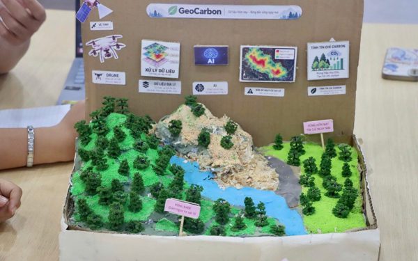 Tuổi Trẻ Startup Award: Số hóa rừng phân mảnh bằng AI,  drone và LiDAR giảm chi phí đo carbon