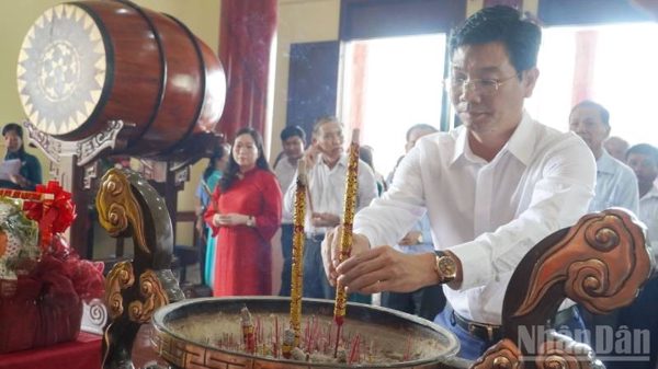Tưởng niệm 34 năm Ngày mất Nữ tướng Nguyễn Thị Định