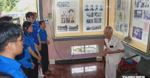 Tưởng niệm Chủ tịch Hồ Chí Minh trong ngày Quốc khánh 2.9