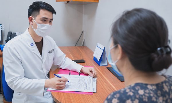Tưởng tiền mãn kinh hóa thai trứng
