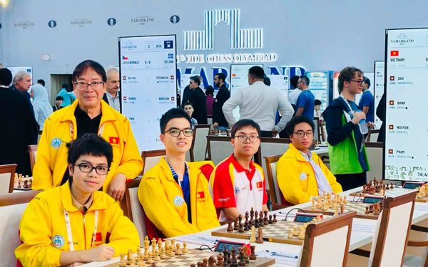 Tuyển cờ vua Việt Nam giành huy chương vàng nhóm B giải Olympiad
