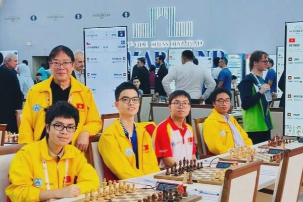 Tuyển cờ vua Việt Nam xuất sắc giành huy chương vàng Olympiad