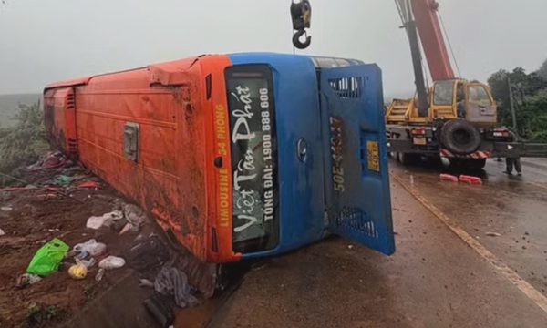 Tuyến đường ôtô chở 34 người bị lật chưa được khai thác