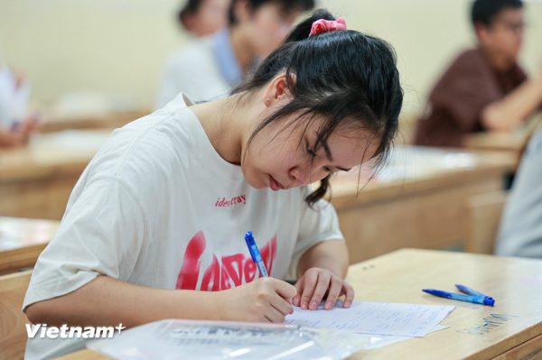Tuyển sinh đại học: Cần chấm dứt "trăm hoa đua nở" phương thức xét tuyển