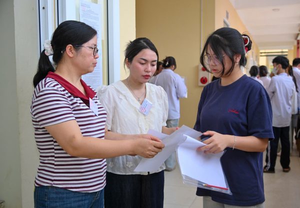 Tuyển sinh đại học: Đề nghị sử dụng hai phương thức cho mỗi ngành đào tạo