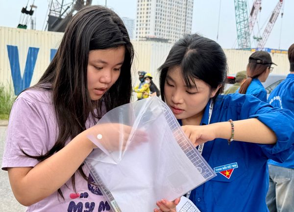 Tuyển sinh lớp 10: Không thể thay thế kỳ thi tập trung bằng xét học bạ