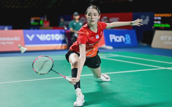 Tuyển Thái Lan thua trắng sau khi 'hot girl cầu lông' bị cấm thi đấu vì doping