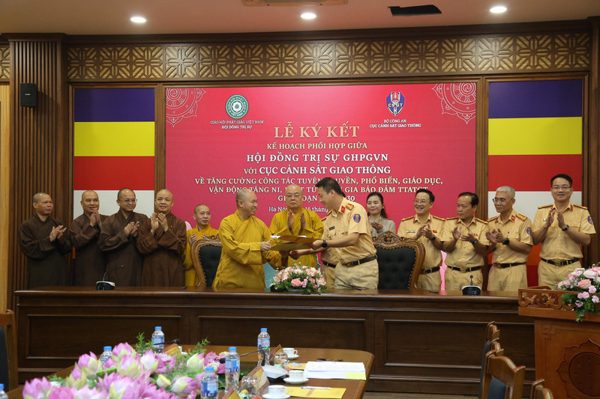 Tuyên truyền về an toàn giao thông thông qua triết lý đạo đức của Phật giáo