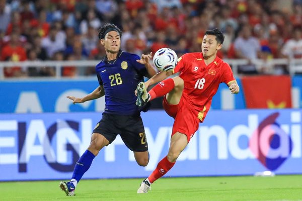Tuyển Việt Nam dự FIFA ASEAN Cup: Trông cả vào HLV Kim Sang Sik