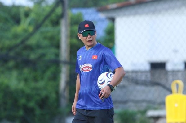 Tuyển Việt Nam: HLV Kim Sang Sik cần phương án B cho hàng công