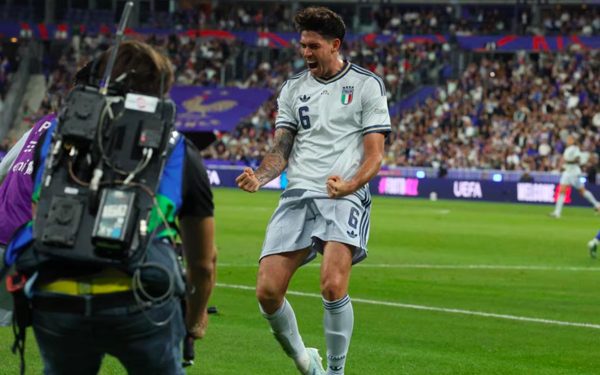 Tuyển Ý phá hỏng 'tuần trăng mật' của HLV Zidane với tuyển Pháp