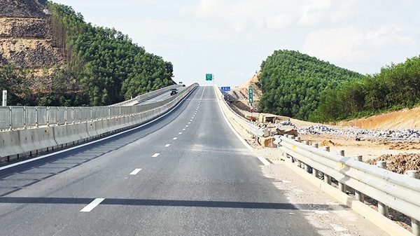 Tỷ lệ giải ngân dự án trọng điểm ngành giao thông đạt 40,7%
