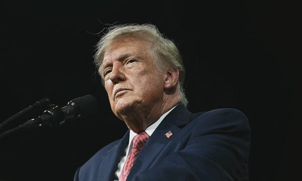 Tỷ lệ ủng hộ ông Trump thấp kỷ lục trước bầu cử giữa kỳ