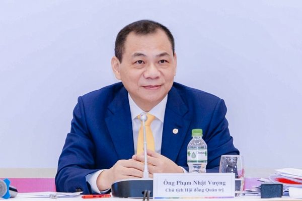 Tỷ phú Phạm Nhật Vượng mở rộng sang hạ tầng: 5 metro, 700.000 tấn thép ray, 200 đoàn tàu