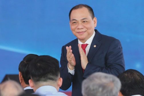 Tỷ phú Phạm Nhật Vượng rời ghế Tổng giám đốc VinFast toàn cầu