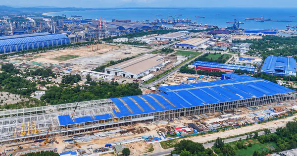 Tỷ phú Trần Đình Long rót hơn 10.000 tỷ xây nhà máy đầu tiên ở Đông Nam Á chuyên làm loại thép đặc biệt, đón đầu dự án lớn nhất Việt Nam từ khi đổi mới