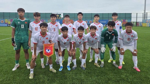 U15 Việt Nam đánh bại U15 Cuba, vào bán kết nhánh tranh hạng 81-84