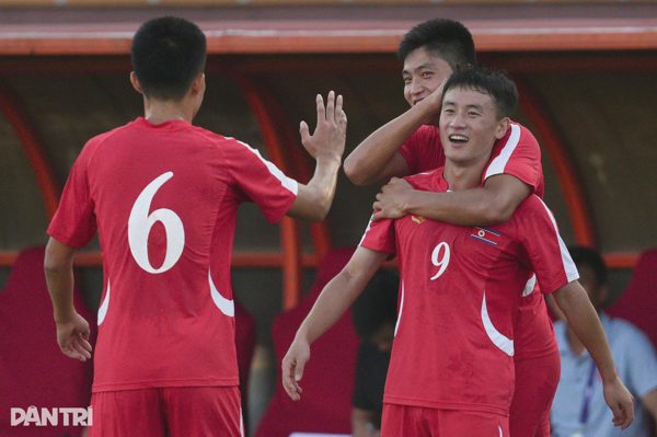 U20 Indonesia gây địa chấn hạ gục Australia, Triều Tiên thắng đậm Palestine