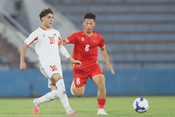 U20 Việt Nam - U20 Iran (19h ngày 6/9): Không còn đường lùi