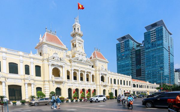 UBND TP.HCM phân công lĩnh vực phụ trách của 7 phó chủ tịch