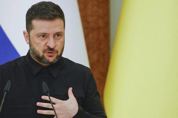 Ukraine đề xuất đối thoại hòa bình, Nga sẵn sàng đàm phán chấm dứt xung đột