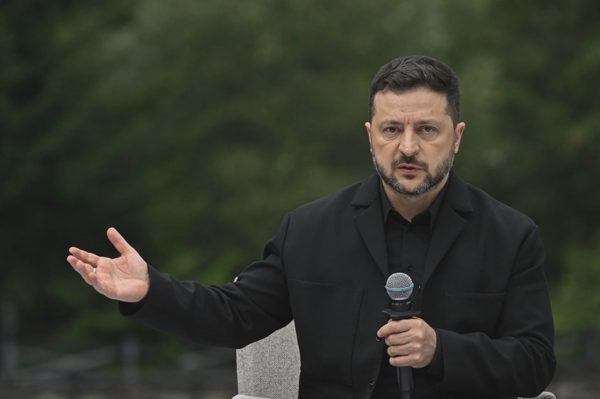 Ukraine đối mặt tình thế cấp bách, ông Zelensky gửi câu hỏi khó cho Mỹ