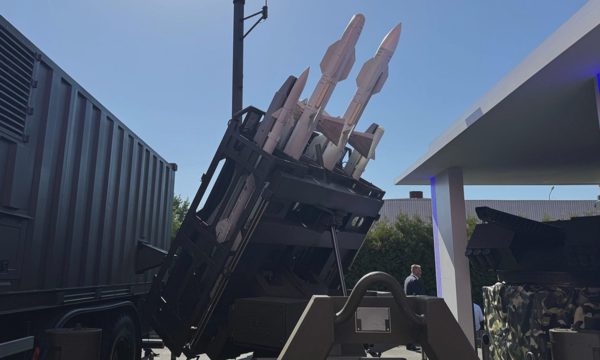 Ukraine khoe lá chắn phóng được loạt tên lửa Liên Xô và phương Tây