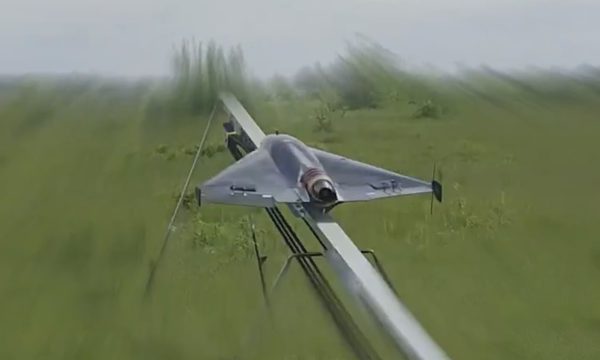 Ukraine khoe phi cơ đánh chặn giống UAV Geran Nga