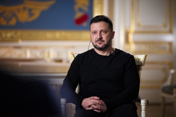 Ukraine nêu điều kiện dừng tấn công các nhà máy lọc dầu của Nga