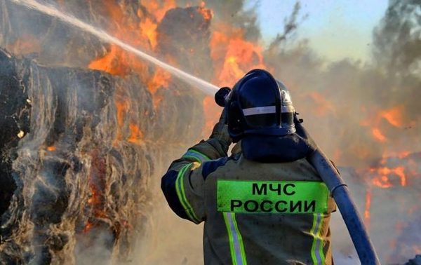 Ukraine phóng hàng trăm UAV, tập kích hơn 20 khu vực trên lãnh thổ Nga