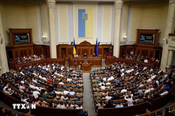 Ukraine tháo gỡ bất đồng về quyền thiểu số trên hành trình gia nhập EU