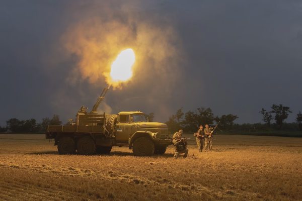 Ukraine thay đổi chiến thuật do cạn kiệt tên lửa đánh chặn