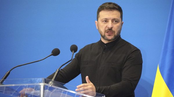 Ukraine xác nhận kế hoạch đàm phán 3 bên với Mỹ và Nga tại UAE