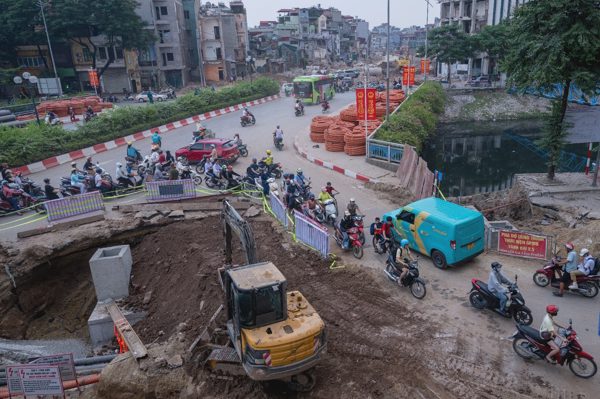 Ùn tắc hạ nhiệt quanh các tuyến đường ở Thượng Đình thi công Vành đai 2,5