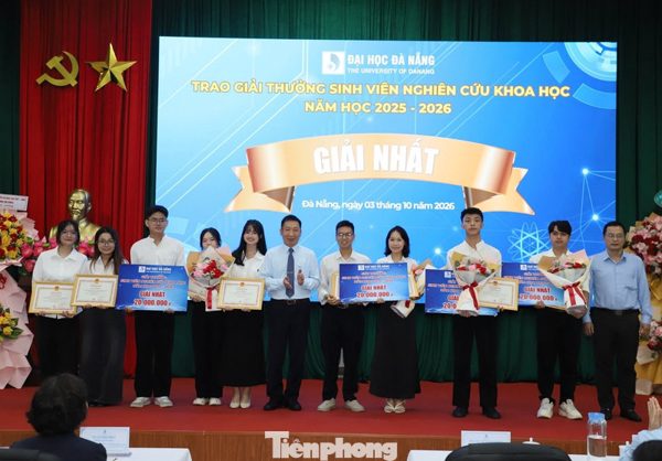 Ứng dụng AI kiểm soát nội dung độc hại giật giải Nhất sinh viên nghiên cứu khoa học