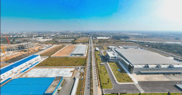 Ứng dụng AI và bài toán sống còn cho bất động sản công nghiệp;: Đảm bảo nguồn điện và tiến độ vận hành