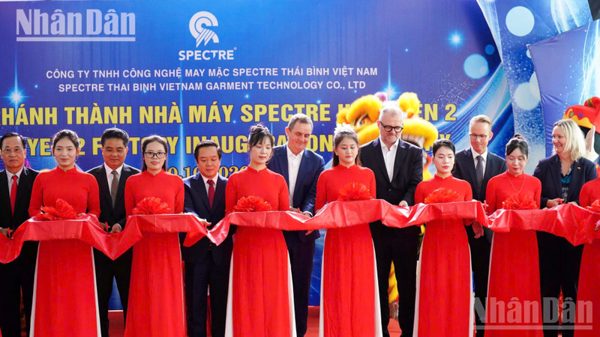 Ứng dụng AI và phát triển xanh vào lĩnh vực may mặc