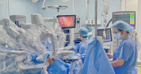 'Ứng dụng khoa học công nghệ vào điều trị các ca bệnh khó' tại Việt Nam