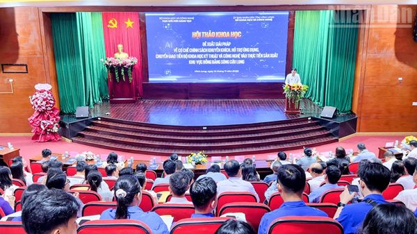 Ứng dụng khoa học công nghệ vào thực tiễn sản xuất vùng Đồng bằng sông Cửu Long