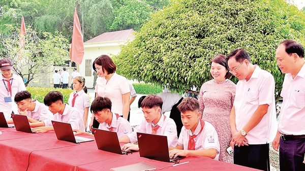 Ứng dụng nền tảng số trong chăm sóc sức khỏe tinh thần học đường
