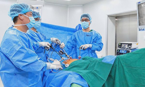 Ung thư đại tràng di căn gan