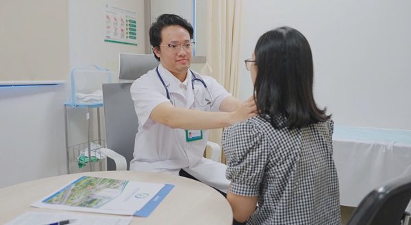 'Ung thư ở Việt Nam đáng lo không phải số ca tăng mà phát hiện quá muộn'