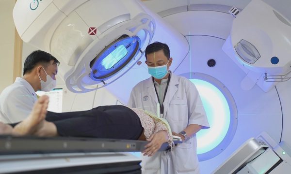 Ung thư phổi - từ bệnh tiên lượng rất xấu đến cơ hội sống nhiều năm
