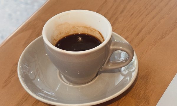 Uống cà phê thế nào để tránh tăng huyết áp