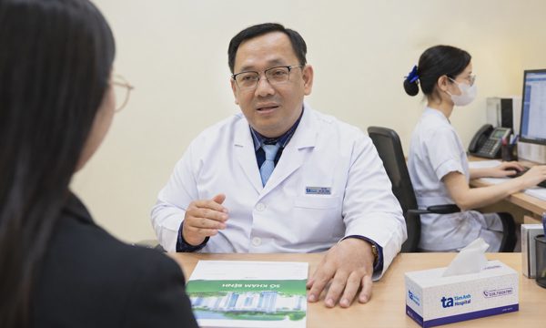 Uống nước trước khi ngủ có tốt cho thận?