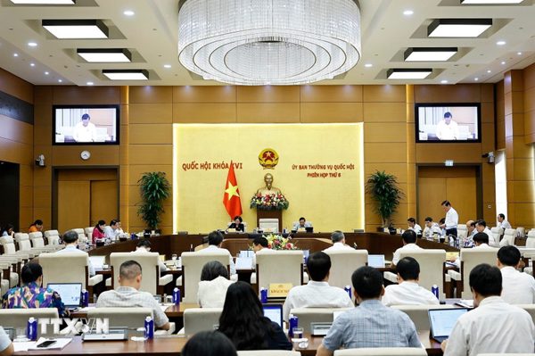 Ủy ban Thường vụ Quốc hội cho ý kiến về dự án Luật Đất đai sửa đổi tại Phiên họp thứ 7