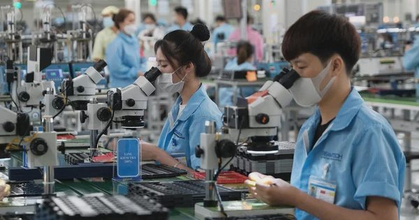 Vì sao lương tối thiểu vùng được đề xuất tăng 7,8% từ năm 2027?